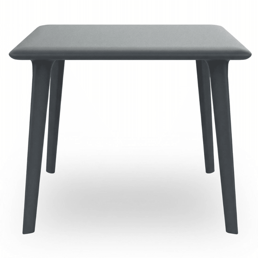 Mesa cuadrada Resol New Dessa 90x90 en polipropileno con estructura de acero anticorrosivo para exterior.