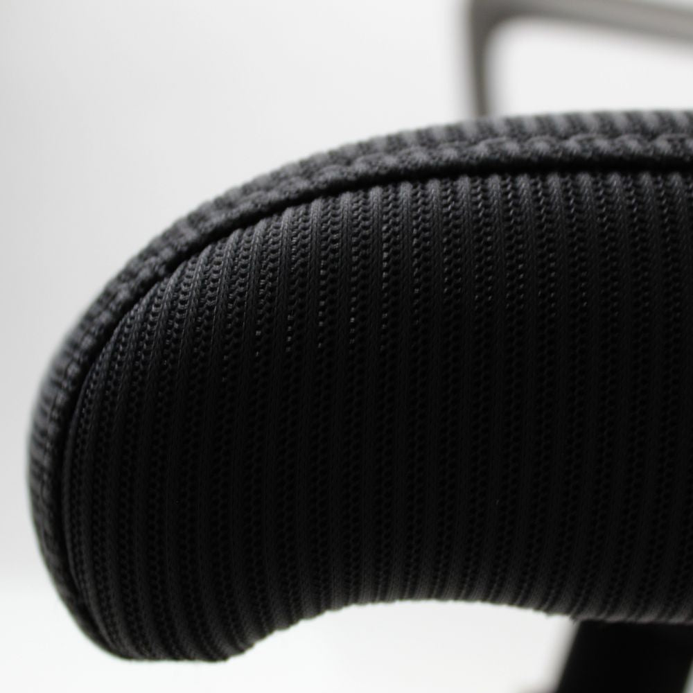 SILLA KINGSTRONG PERUGIA 240B SILL0903727 | Silla Operativa Uso de Oficina | Tapizado Mesh | Base Giratorio Rodajas | Descansabrazos | Interior | Rodajas 2 Ergonomía Área de trabajo Comodidad Buen Diseño Laminado plástico 15 MM Color Negro Soporte Lumbar Respaldo Reclinable Descansabrazos Recepción Laboral Ejecutivo Empresa Home Office Base tipo estrella Mundo In