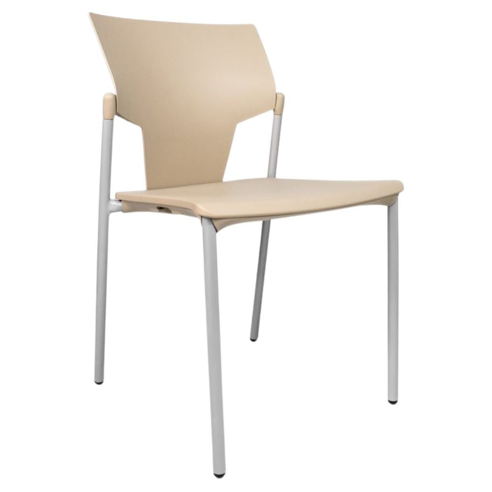 Silla de visita Infiniti Aktiva apilable con asiento y respaldo en polipropileno sobre estructura de acero de 4 puntos