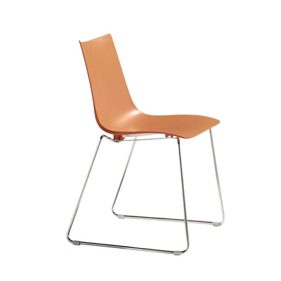 Silla de visita LABENZE ZEBRA apilable en tecnopolímero reciclable con estructura de trineo en acero