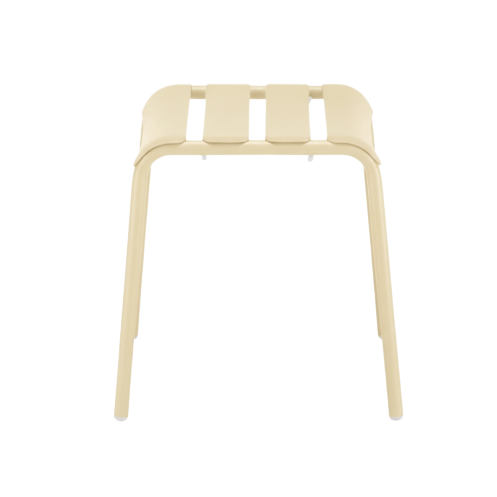 Banco bajo Colos Stecca 7 sin respaldo de estructura de aluminio tubular y solera de aluminio para exterior