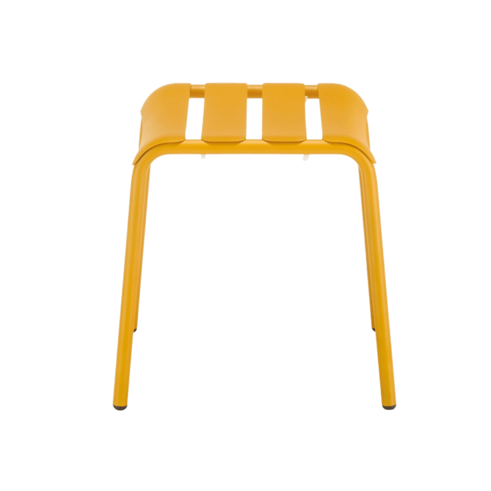 Banco bajo Colos Stecca 7 sin respaldo de estructura de aluminio tubular y solera de aluminio para exterior