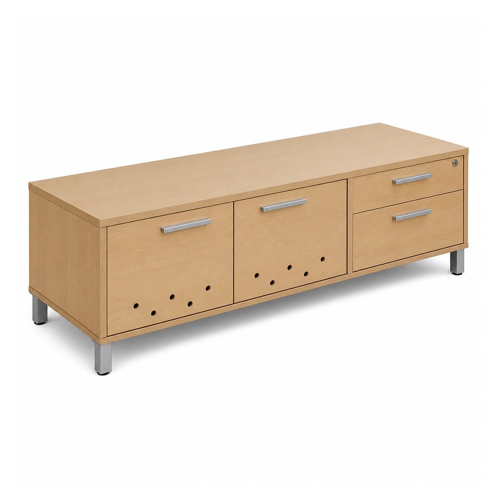 Credenza para Oficina Baja - VERSA READY - Varios Colores - Altura 52 cm - 2 Puertas Metálicas Estampado Plug con Cerradura - RE-814DM - VERSA - NOGAL BEAT - Credenza
