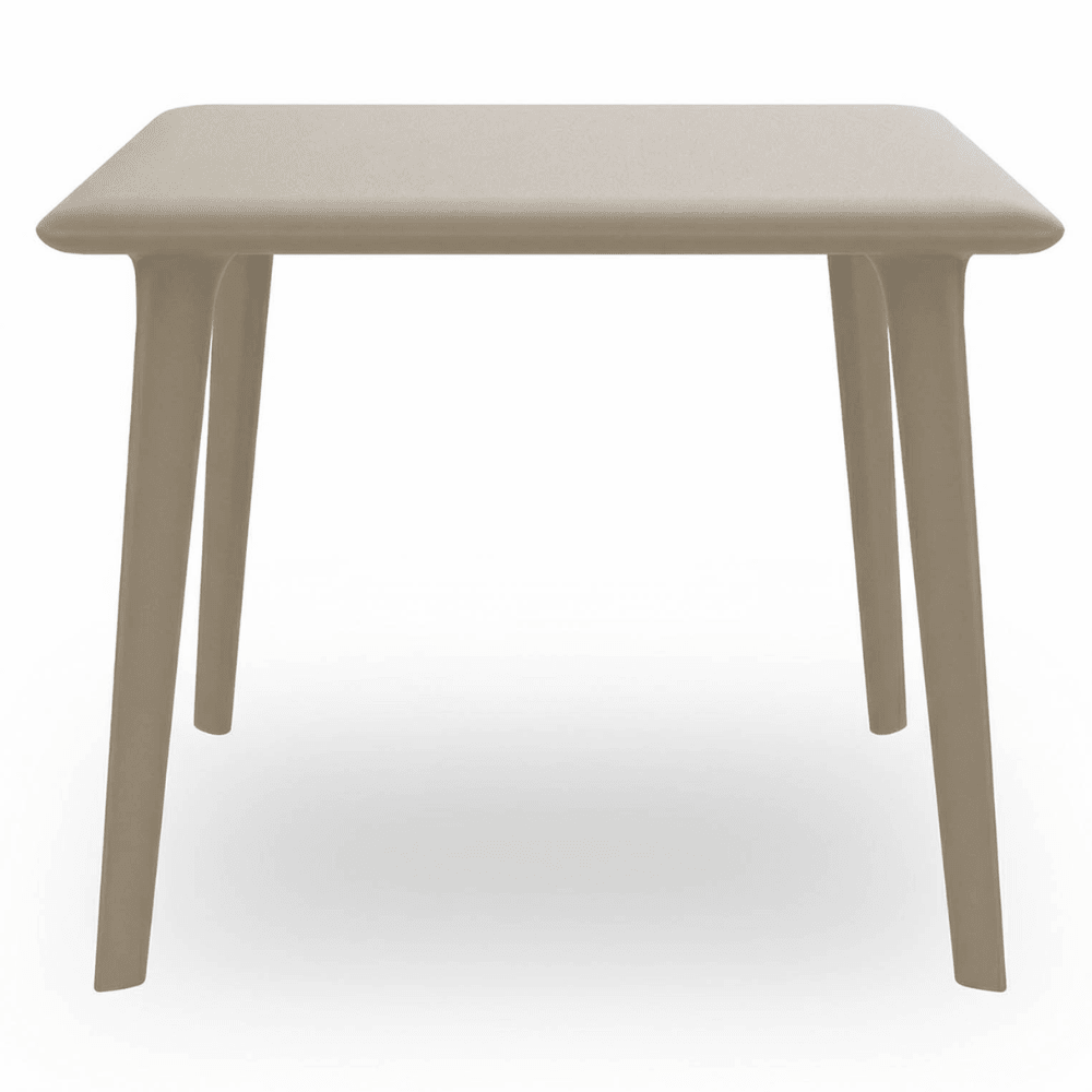 Mesa cuadrada Resol New Dessa 90x90 en polipropileno con estructura de acero anticorrosivo para exterior.