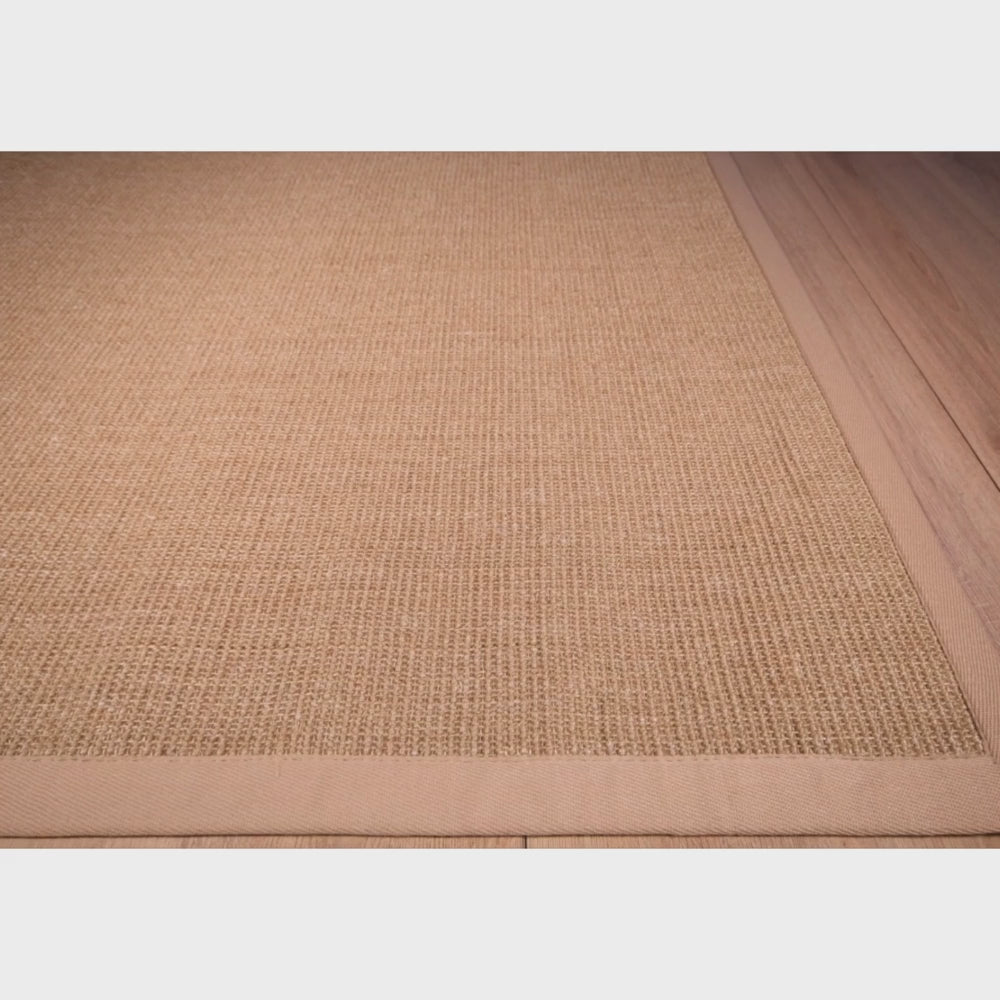 Tapete decorativo colección Ajmer N5001 rectangular de sisal en color arena