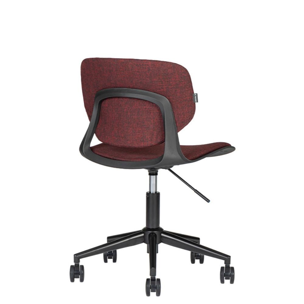 Silla secretarial metálica Bratti Vela negra tapizada con base giratoria de ruedas