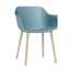 Silla comercial Resol Shape con asiento en polipropileno con fibra de vidrio y patas de madera