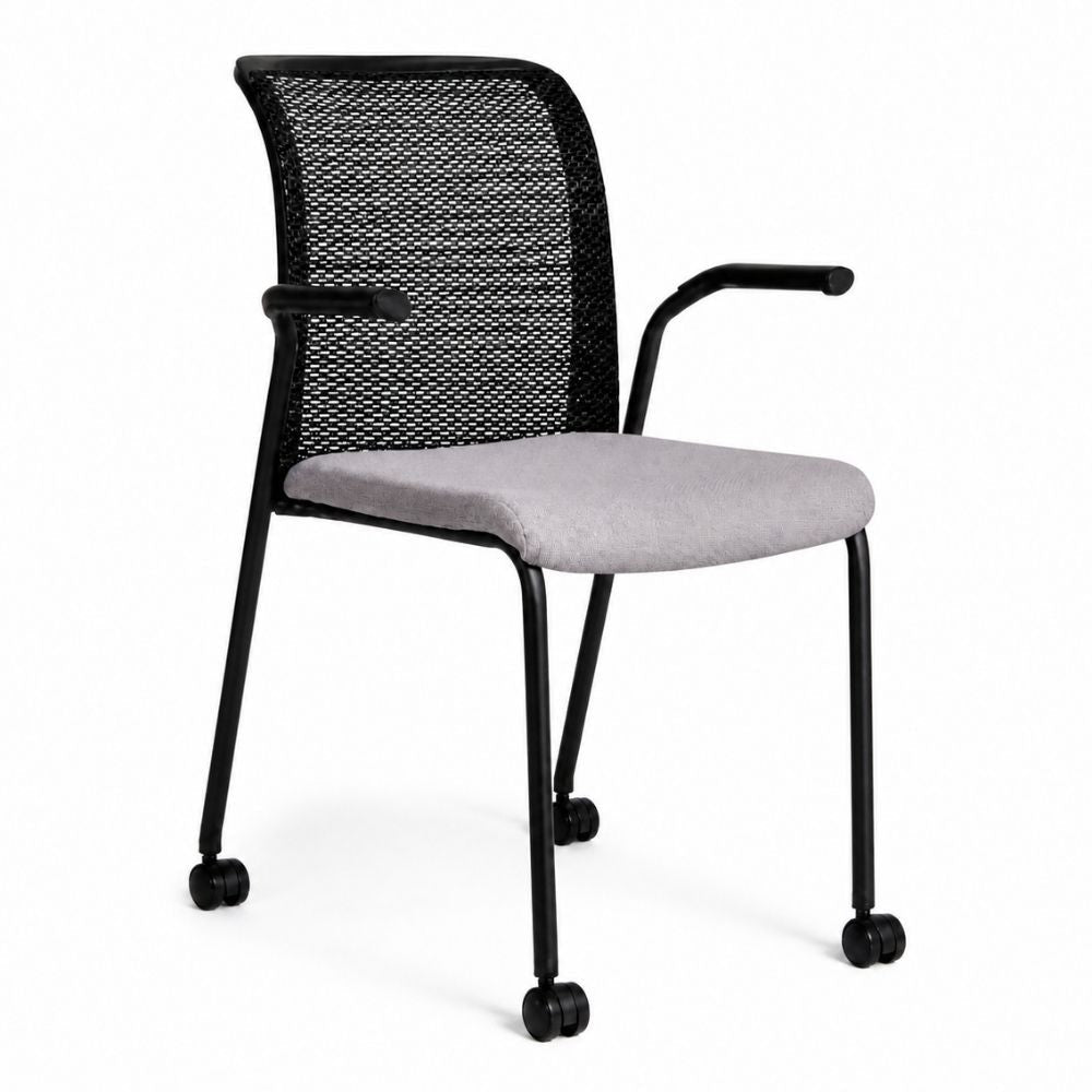 Silla de Oficina de Visita Móvil - VERSA ALTUS RAY - Varios Colores - Respaldo en Malla y Asiento Tapizado con Base de 4 Patas en Acero y Rodajas - AL-720M - VERSA - NOGAL BEAT - Silla de Visita