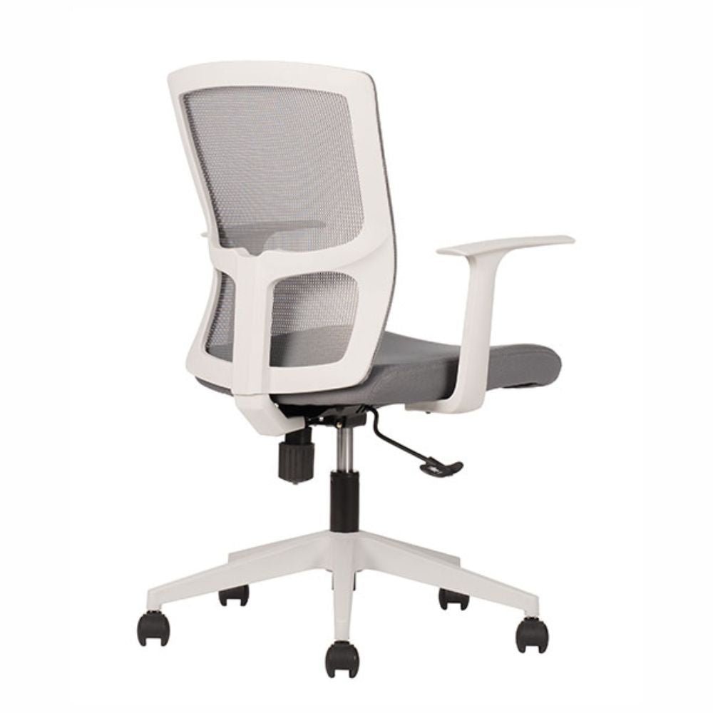 Silla de oficina operativa TECHNO CLICK con respaldo Smartmesh, asiento tapizado y base de 5 puntas en nylon.