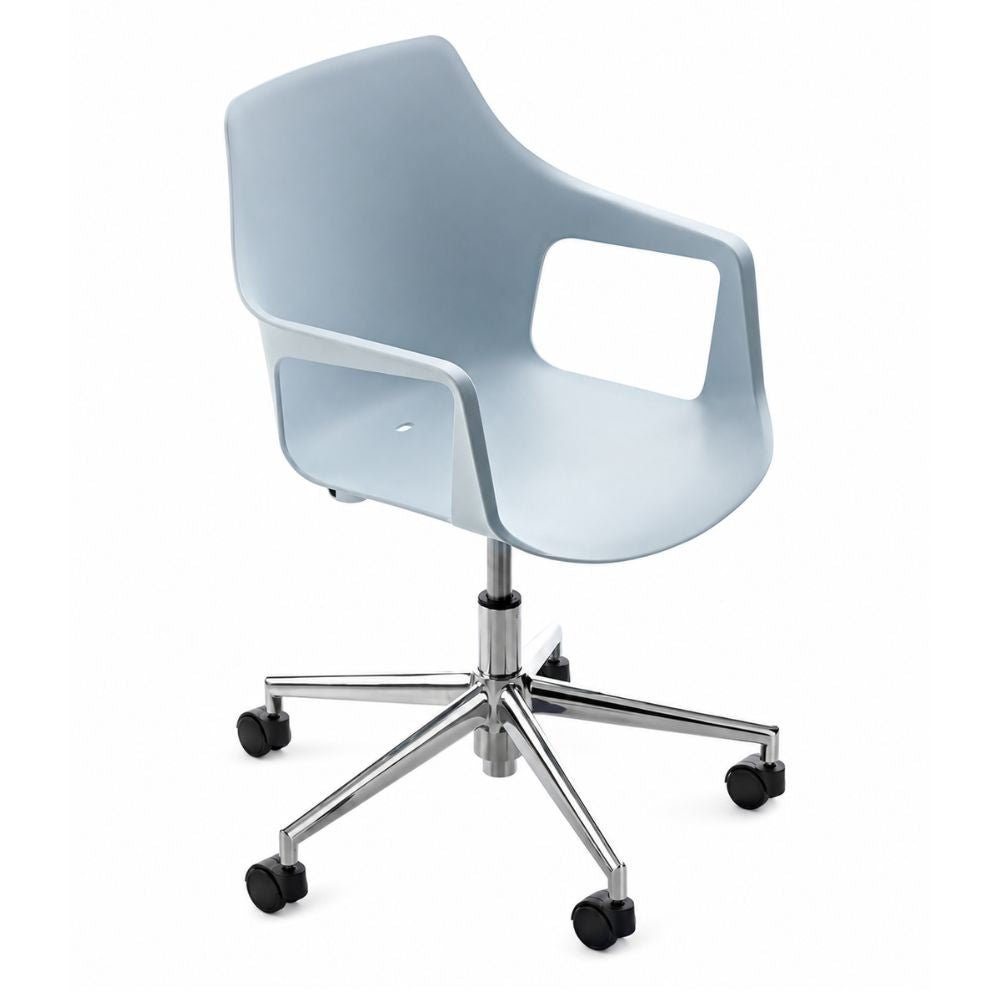 Silla secretarial Colos Vesper 2SWal con brazos, asiento y respaldo de polipropileno y base estrella de aluminio.