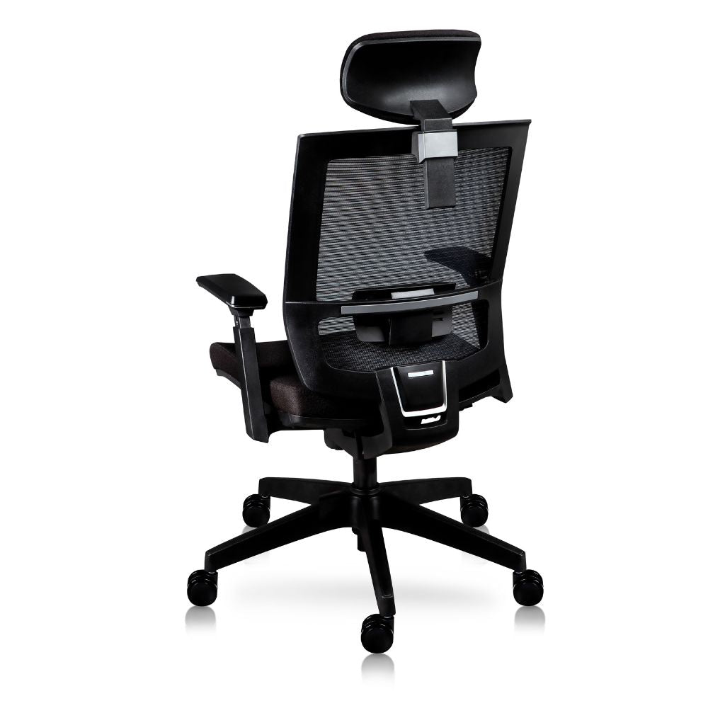 SILLA NOGAL BEAT AUSTRIA | Silla Directiva | Base Nylon Rodajas | Asiento Espuma poliuretano | Tapizado | Respaldo Malla | Brazos Ajustables | Ajuste Altura | Negro | Interior - AUSTRIA - MOBILIARIO EN MOVIMIENTO - NOGAL BEAT - Sillas