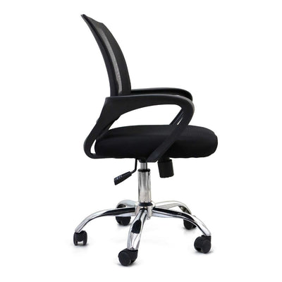Silla operativa Nogal Beat Black Jack negra con respaldo en malla, asiento tapizado y base cromada