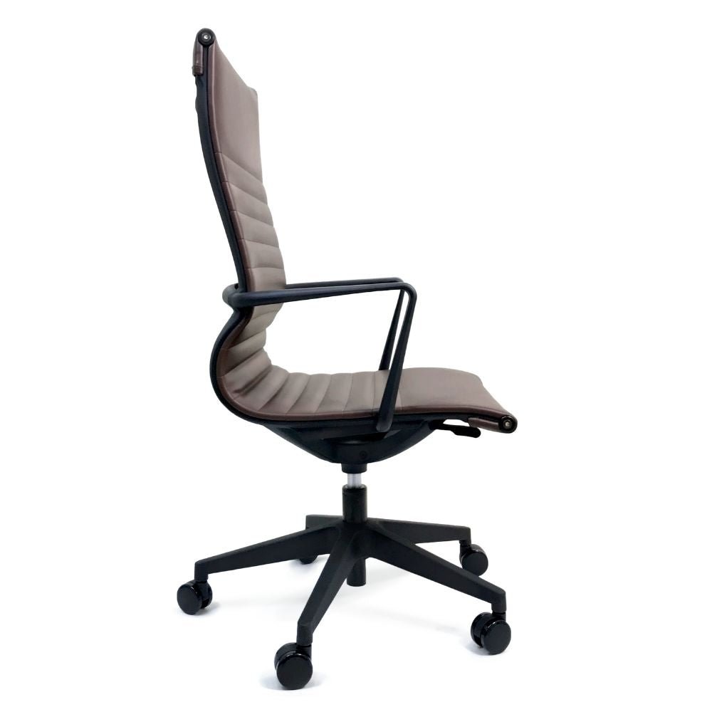 SILLA NOGAL BEAT BOGOTA ALTO | Silla Ejecutiva Alta | Estructura Respaldo Asiento Tapizado | Base Nylon | Brazos | Varios Colores | Interior - BOGOTA ALTO - MOBILIARIO EN MOVIMIENTO - NOGAL BEAT - Sillas para oficina