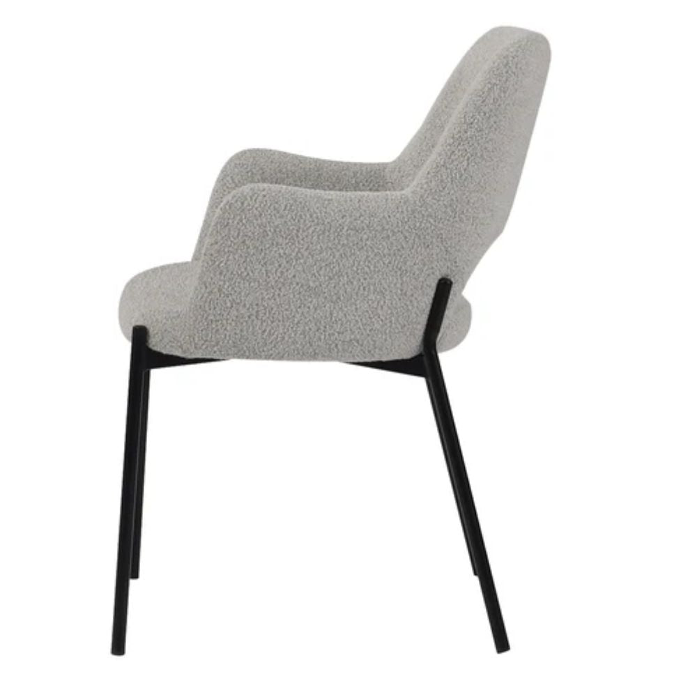 Silla comercial Nogal Beat Shcola 3038 con asiento y respaldo tapizados y patas en negro mate