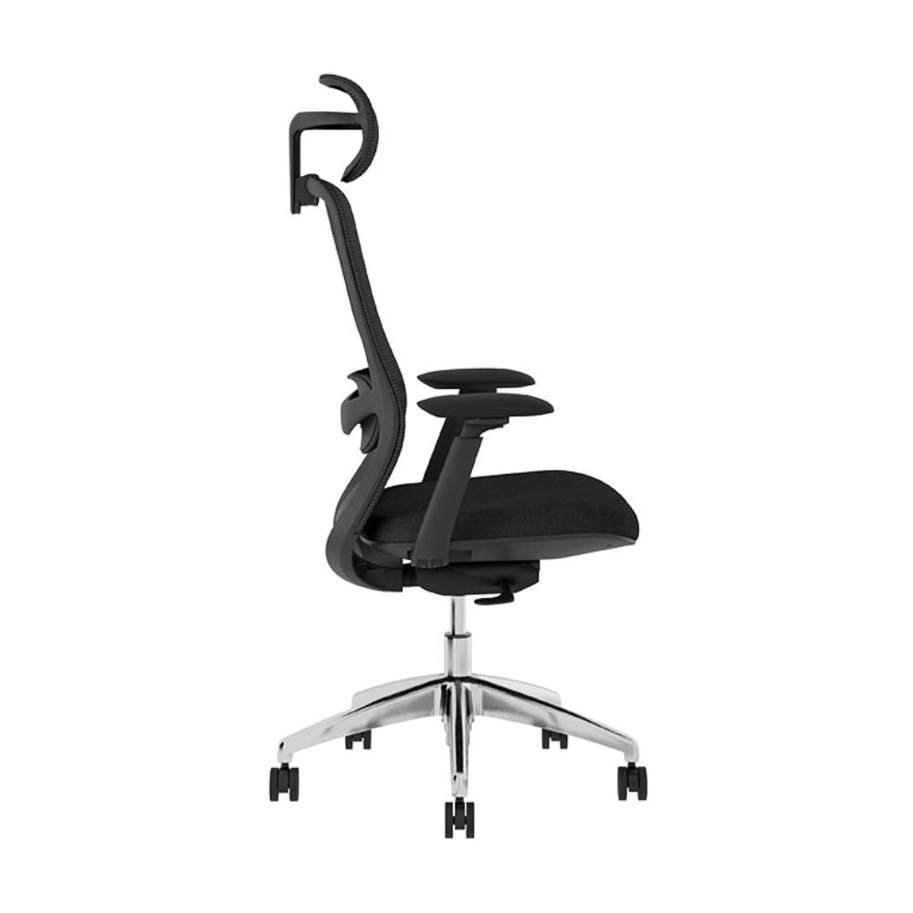 Silla ejecutiva TECHNO ENERGY BLACK respaldo alto negra con soporte lumbar ajustable y base de aluminio.
