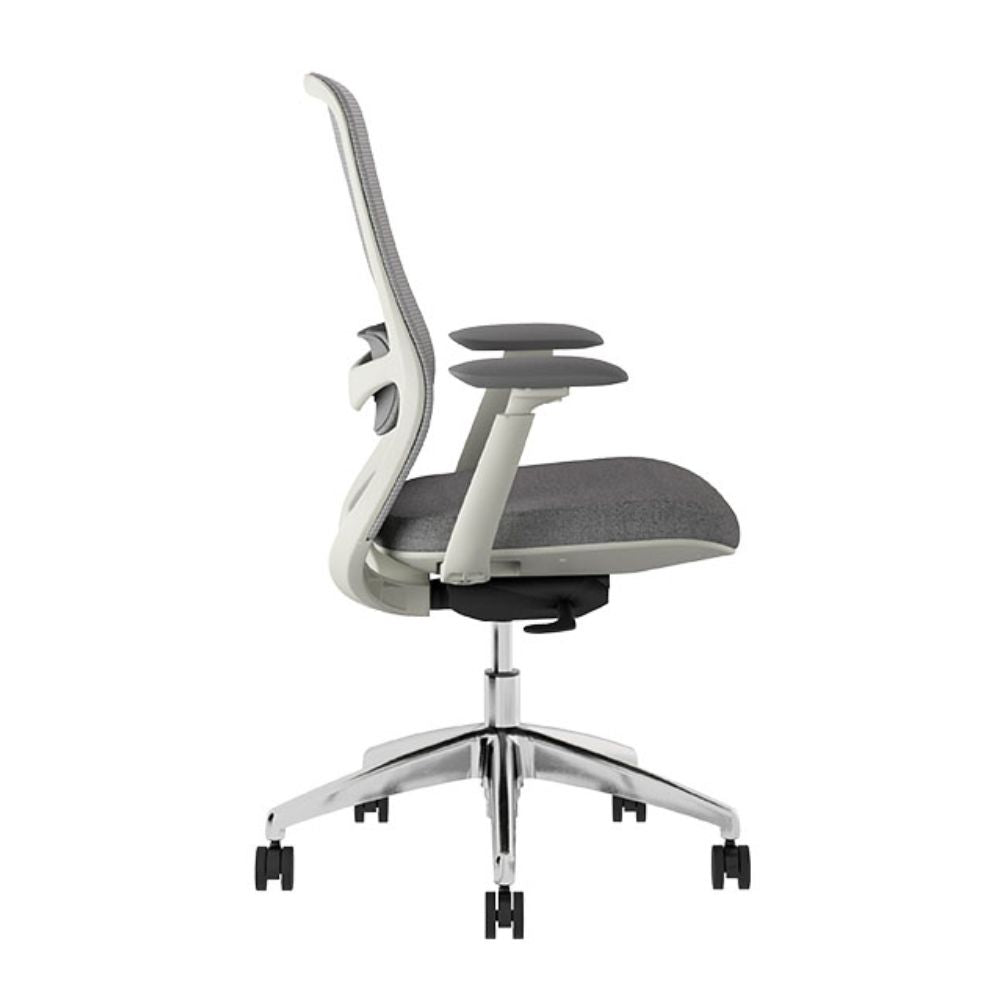 Silla operativa TECHNO ENERGY White respaldo bajo con respaldo en malla, soporte lumbar y base de aluminio