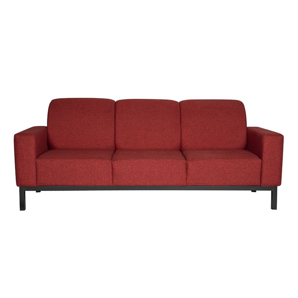 Sillón Albar Amsterdam de tres plazas tapizado con base tubular cuadrada para lounge