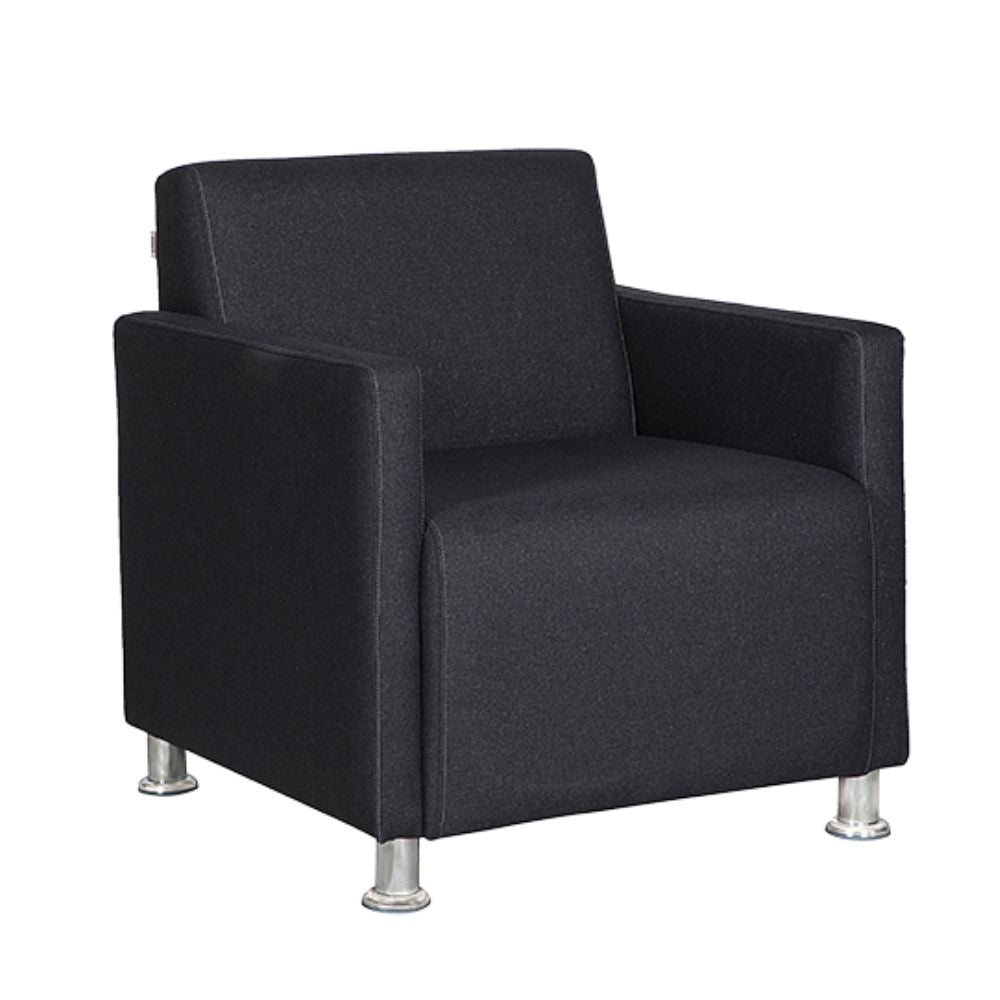 Sillón para lounge Albar Asturias CB de una plaza tapizado con brazos sobre patas cromadas