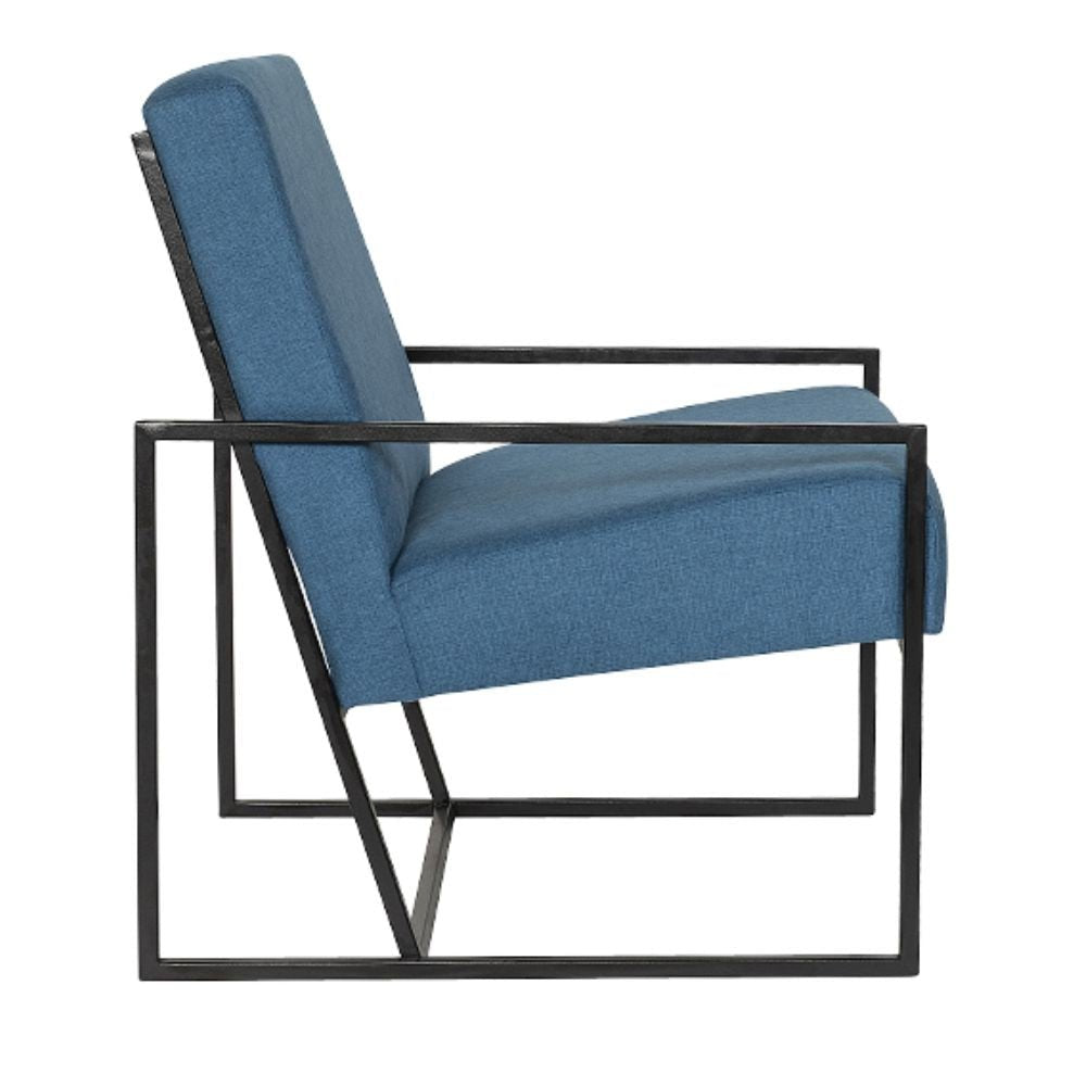 Silla ocasional Albar Oslo con estructura de madera de pino, base tubular cuadrada y tapiz de hule espuma