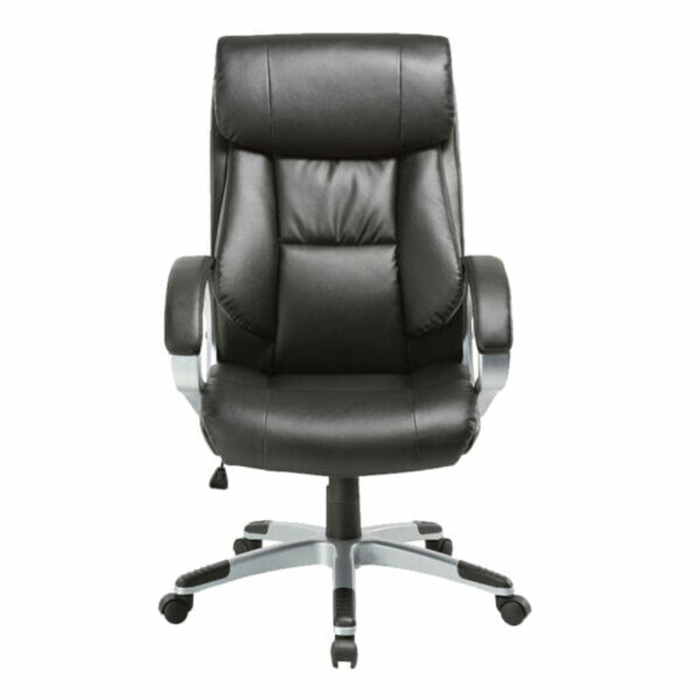 Silla de oficina directiva Ofik Milan negra de respaldo alto en PVC con brazos acolchados y base estrella