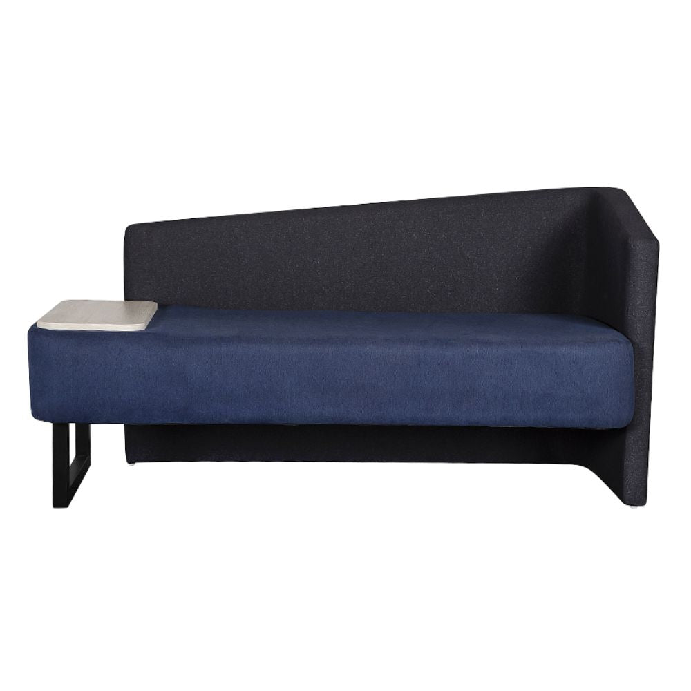 Sillón Albar Kassel de dos plazas tapizado con estructura de pino y patas metálicas