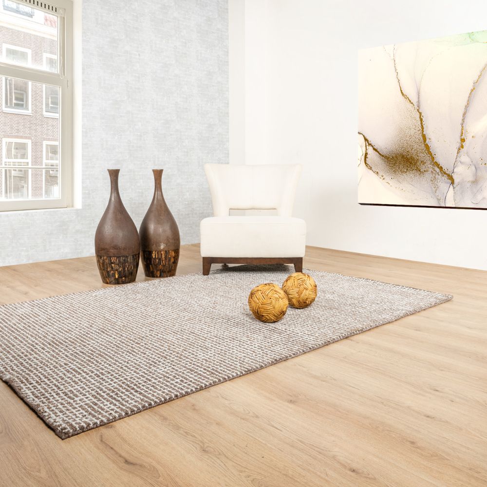 Tapete decorativo colección Myra rectangular en polietileno tabaco beige de pelo corto