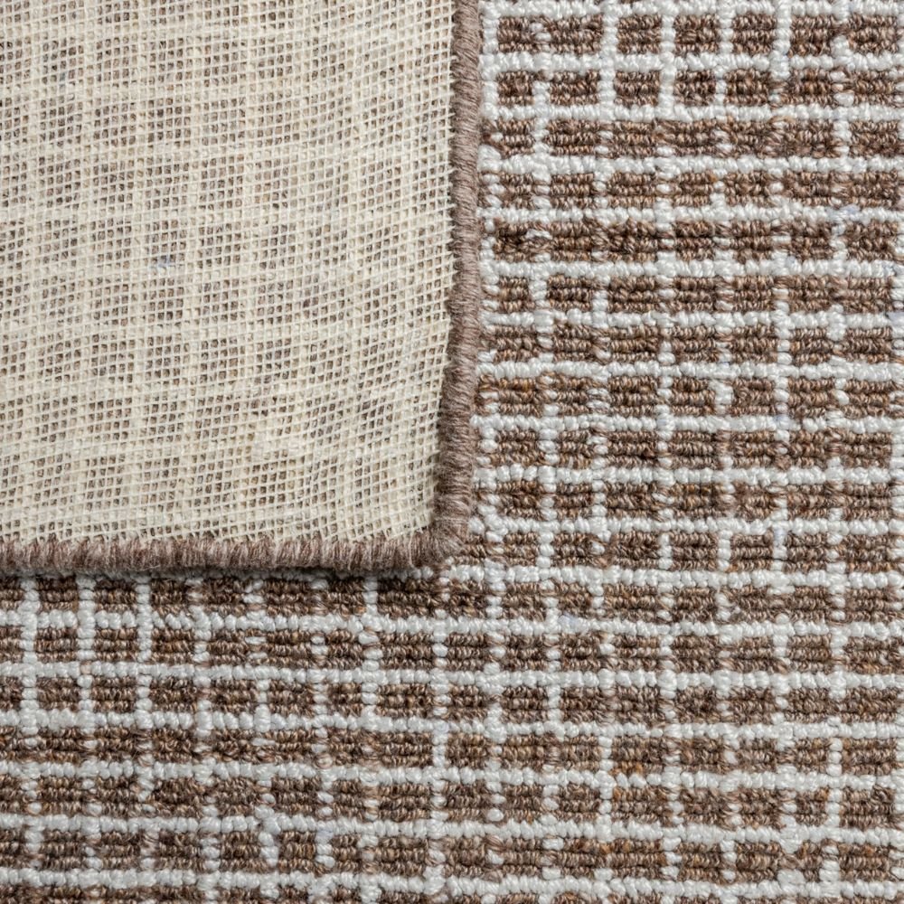 Tapete decorativo colección Myra rectangular en polietileno tabaco beige de pelo corto