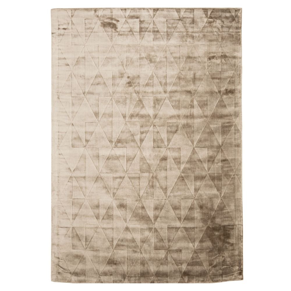 Tapete decorativo colección Raipur D3020 rectangular en viscosa y algodón color tabaco