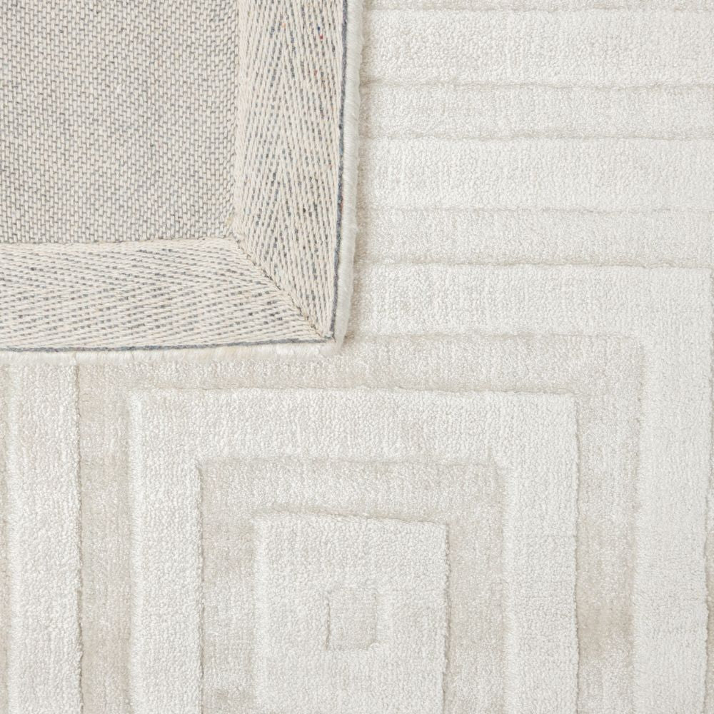 Tapete decorativo Raipur D3021 rectangular de viscosa y algodón en color plata