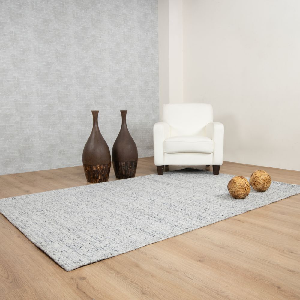 Tapete decorativo colección Salem N4012 rectangular de lana y poliéster pelo corto en color plata