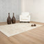 Tapete decorativo colección Sibel U7008 de poliéster pelo corto en tonos oro y crema, rectangular o circular