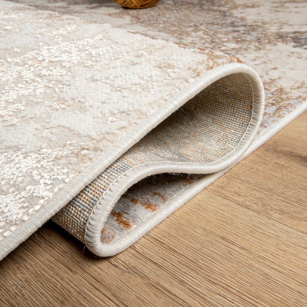 Tapete decorativo colección Terra T9035 rectangular de poliéster y polipropileno pelo corto en crema y oro