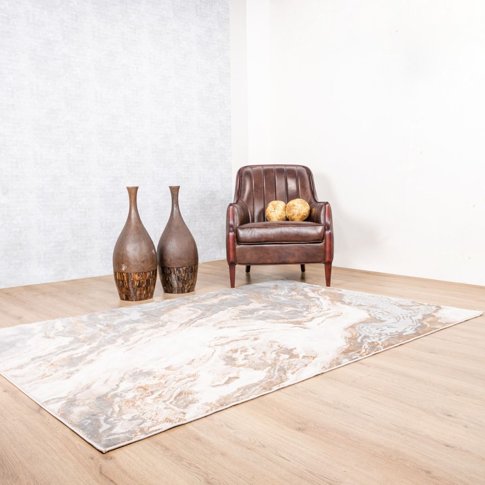 Tapete decorativo colección Terra T9037 rectangular de poliéster y polipropileno en crema y oro