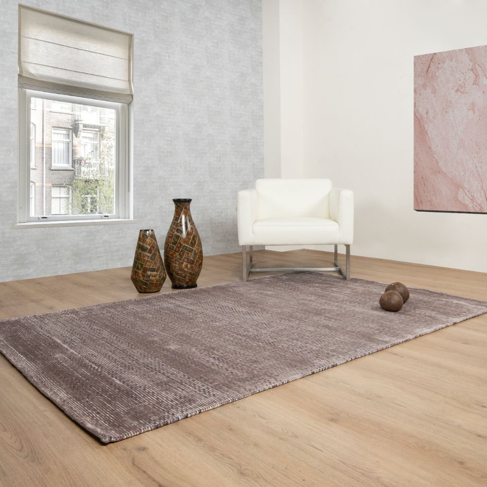 Tapete decorativo colección Thane N4008 rectangular de viscosa y lana en café beige