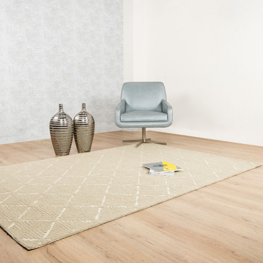 Tapete decorativo colección Vani rectangular en lana y algodón beige crema de pelo corto